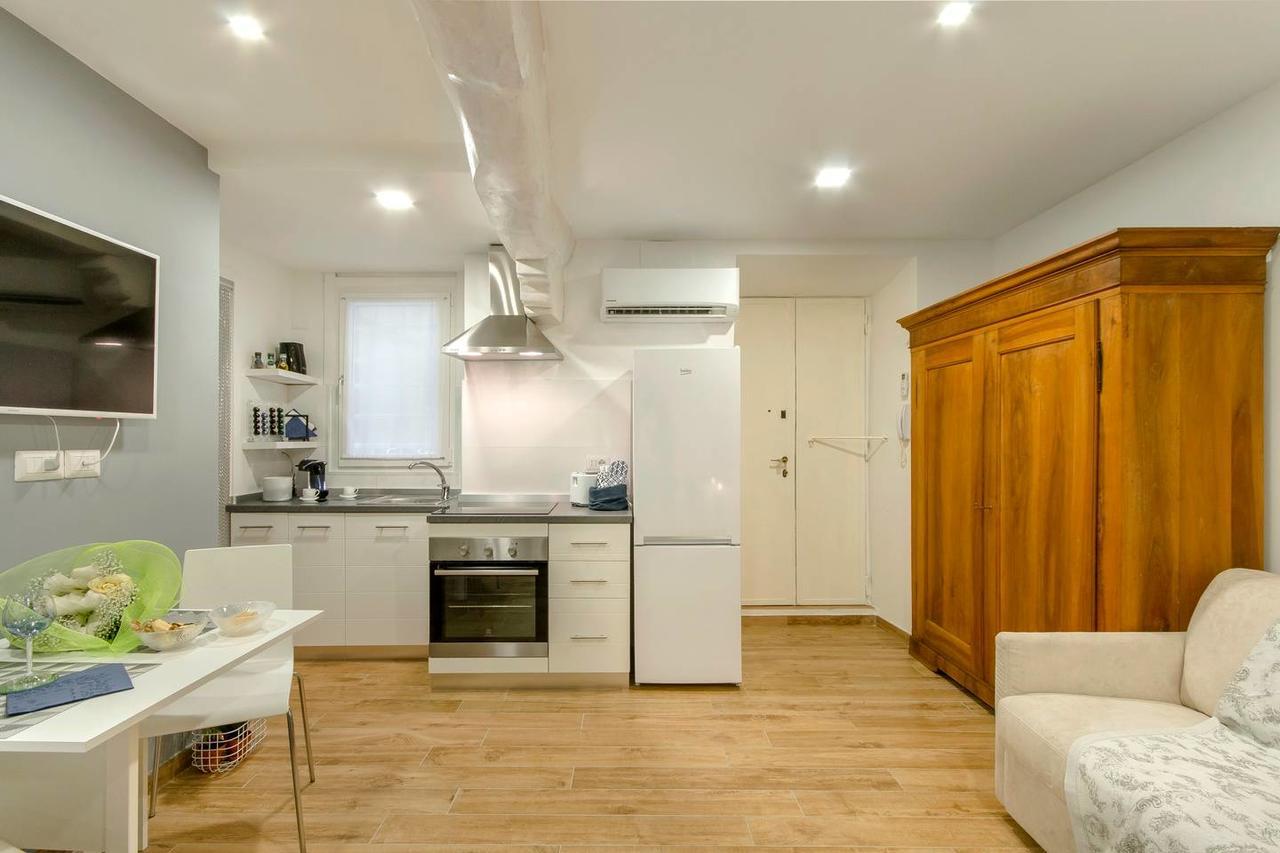 Brand New! Luxurious Apartment In Heart Of Milaan Buitenkant foto